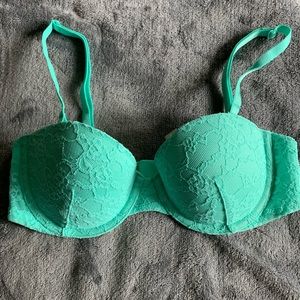 3/$25 Mint Green Victoria Secret Bra